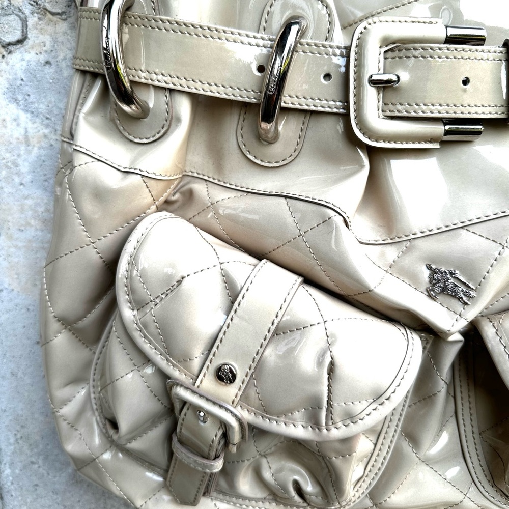 Burberry Bag Quilted Beacon Large Tote Patent Leather Satchel - Beige - Picture 2 of 7